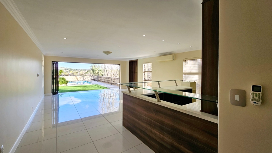 5 Bedroom Property for Sale in Kiepersol Free State